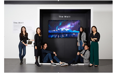 2019款The Wall:将客厅墙壁变成电影院