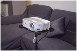 一台懂事的投影机,明基i706 Snow现已在京东首发