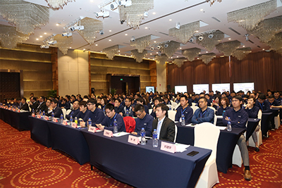 守得初心见月明 顺势而为赢未来