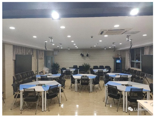 校园内实物展台是如何应用的?