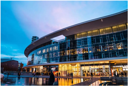 AOC全屏赋能智慧零售生态创新，助力店铺智慧化转型