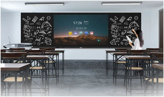 AOC全屏赋能智慧教育，增添教育特色，实现教学创新