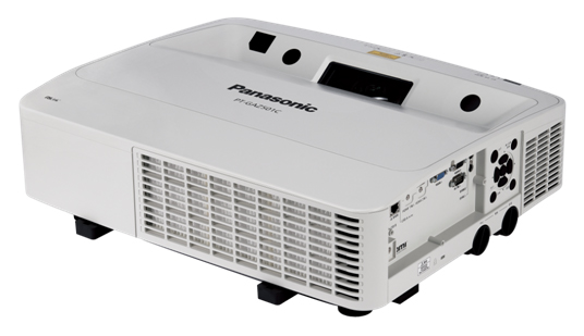 企业高效开会,松下超短焦投影准备就位