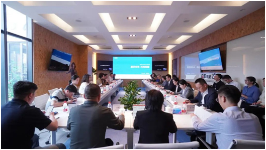 助力数字经济发展,携手共创繁荣——上海市经信委领导一行考察冠捷科技
