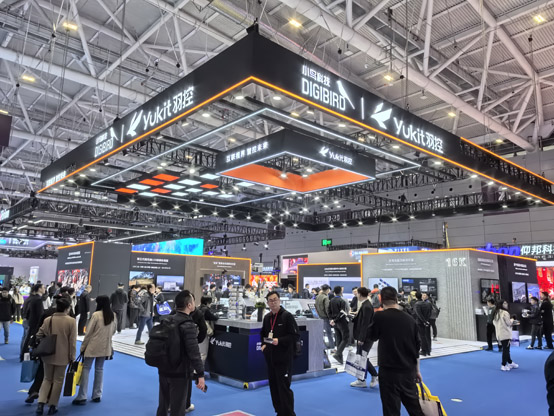 小鸟科技羽控品牌惊喜闪耀ISLE 2025：立足技术复合矩阵 重构视听集成生态